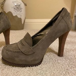 Banana Republic Suede Leather Heeled Loafer